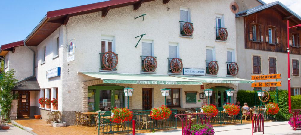 Hotel De La Poste ماليبونسون المظهر الخارجي الصورة